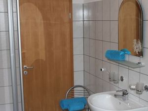 23972887-Ferienwohnung-3--300x225-4