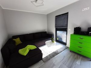 23922203-Ferienwohnung-6--300x225-0