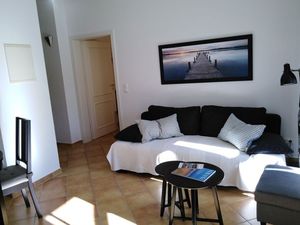 23922229-Ferienwohnung-2--300x225-3