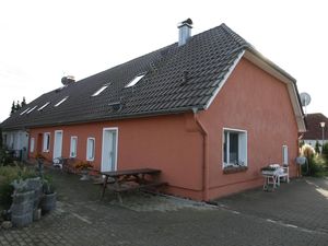 23516257-Ferienwohnung-2--300x225-4