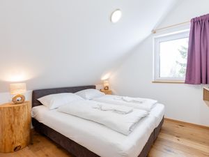 23912401-Ferienwohnung-7--300x225-5