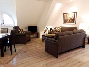 23918930-Ferienwohnung-6--300x225-3