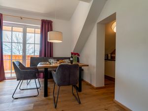 23912405-Ferienwohnung-5--300x225-4