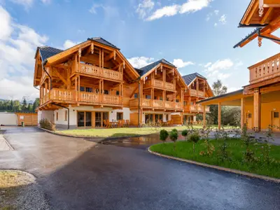 Außenseite Ferienhaus [Sommer]