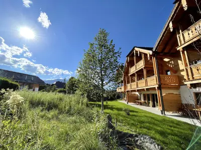 Außenseite Ferienhaus [Sommer]