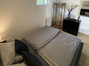 23924246-Ferienwohnung-4--300x225-5