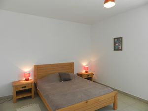 23841121-Ferienwohnung-6--300x225-5