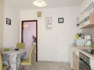 23847119-Ferienwohnung-3--300x225-3