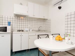 23857887-Ferienwohnung-12--300x225-1