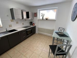 23922756-Ferienwohnung-6--300x225-5