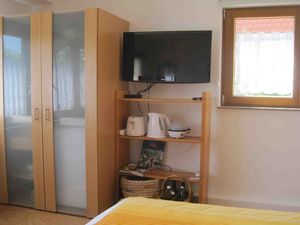 23924300-Ferienwohnung-4--300x225-1