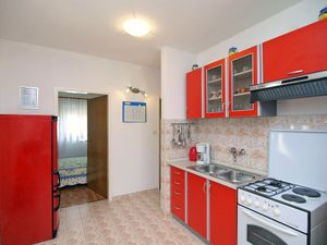 23840628-Ferienwohnung-4--300x225-5