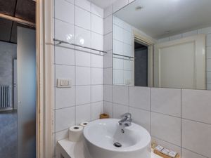 23853526-Ferienwohnung-4--300x225-5