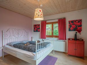 23895181-Ferienwohnung-6--300x225-2