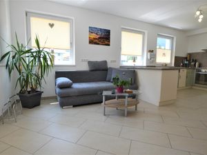 23895207-Ferienwohnung-6--300x225-1