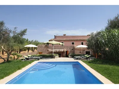 PoolOfHouse