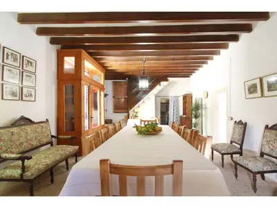 DiningRoom