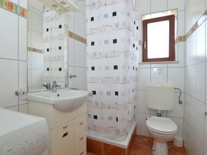 23846535-Ferienwohnung-6--300x225-4