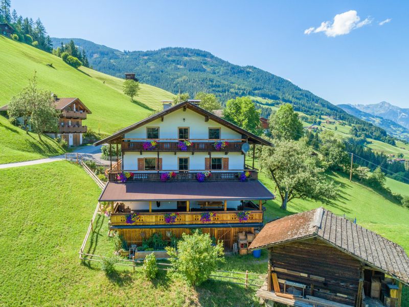 Außenseite Ferienhaus [Sommer]