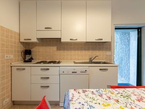 23842826-Ferienwohnung-4--300x225-1