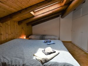 23859173-Ferienwohnung-6--300x225-1