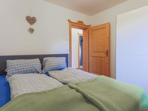 23896194-Ferienwohnung-8--300x225-3