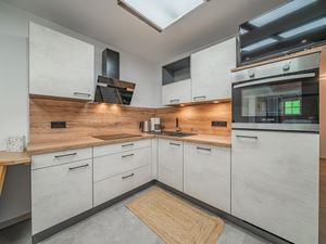 23896199-Ferienwohnung-7--300x225-3