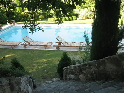 PoolOfHouse