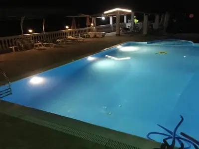 PoolOfHouse