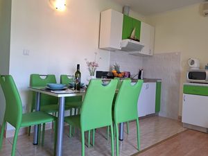 19403834-Ferienwohnung-5--300x225-3