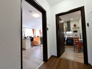 23672849-Ferienwohnung-3--300x225-5