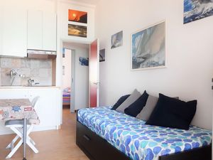 23461884-Ferienwohnung-3--300x225-1