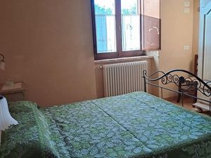 23568976-Ferienwohnung-4--300x225-3