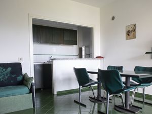 23697203-Ferienwohnung-2--300x225-1