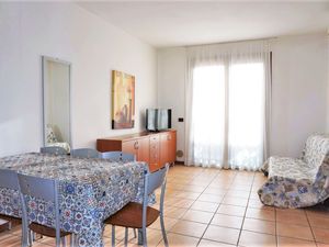 23682580-Ferienwohnung-7--300x225-1