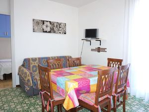 23972582-Ferienwohnung-4--300x225-1