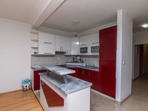 23943051-Ferienwohnung-6--300x225-5