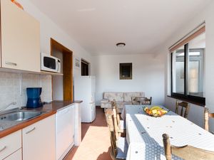 23943105-Ferienwohnung-7--300x225-4