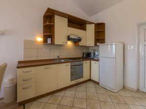 23944205-Ferienwohnung-6--300x225-1