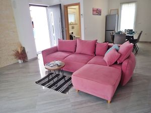 23983478-Ferienwohnung-6--300x225-2