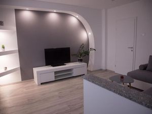 23947898-Ferienwohnung-4--300x225-2