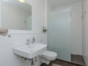 23983638-Ferienwohnung-6--300x225-2