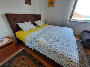 23940657-Ferienwohnung-5--300x225-4