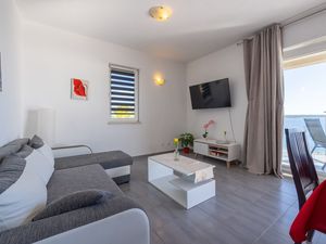 23940659-Ferienwohnung-6--300x225-3