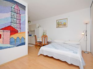 23940763-Ferienwohnung-4--300x225-4