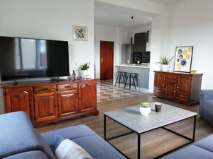 23940765-Ferienwohnung-6--300x225-4