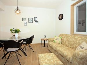 23941006-Ferienwohnung-4--300x225-5