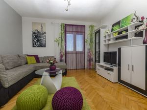 23941086-Ferienwohnung-4--300x225-3