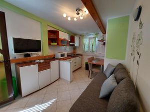 23941506-Ferienwohnung-2--300x225-2