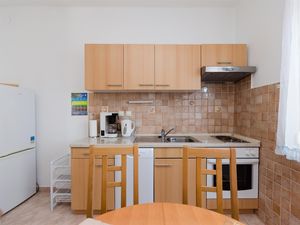 23941606-Ferienwohnung-4--300x225-4